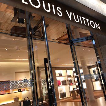 louis vuitton century city|louis vuitton northbrook court il.